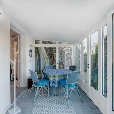 Villa Chateau Des - Five Stars House *